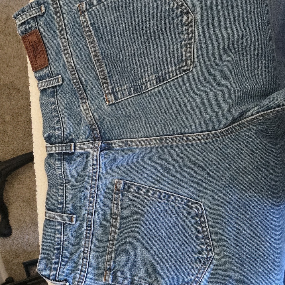 L.L. Bean Men's Classic Denim Jeans 36x29 - Picture 15 of 15